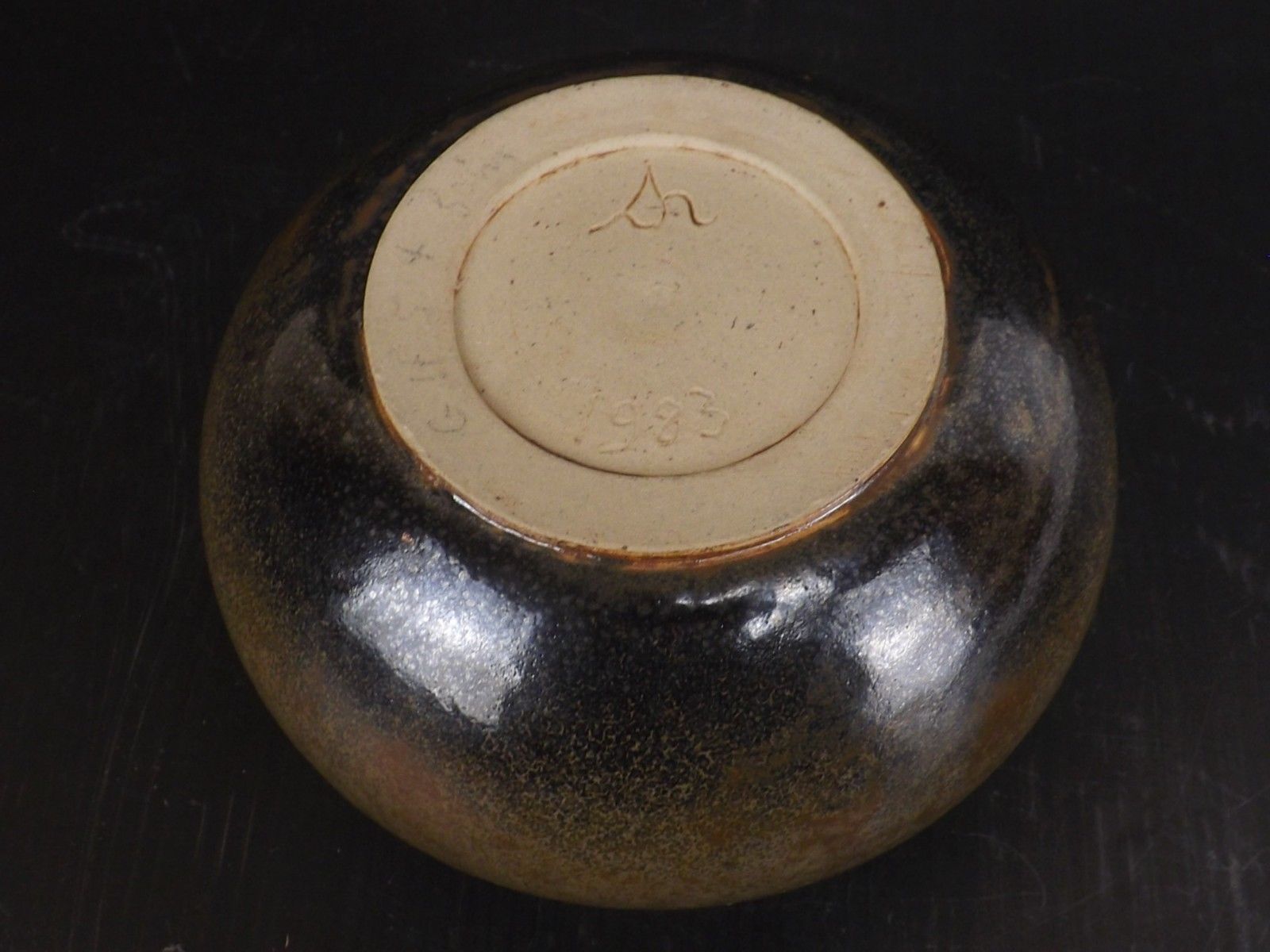 1983 sandstone cut enamels shiny and glaze cooking inside Bullée,Signed