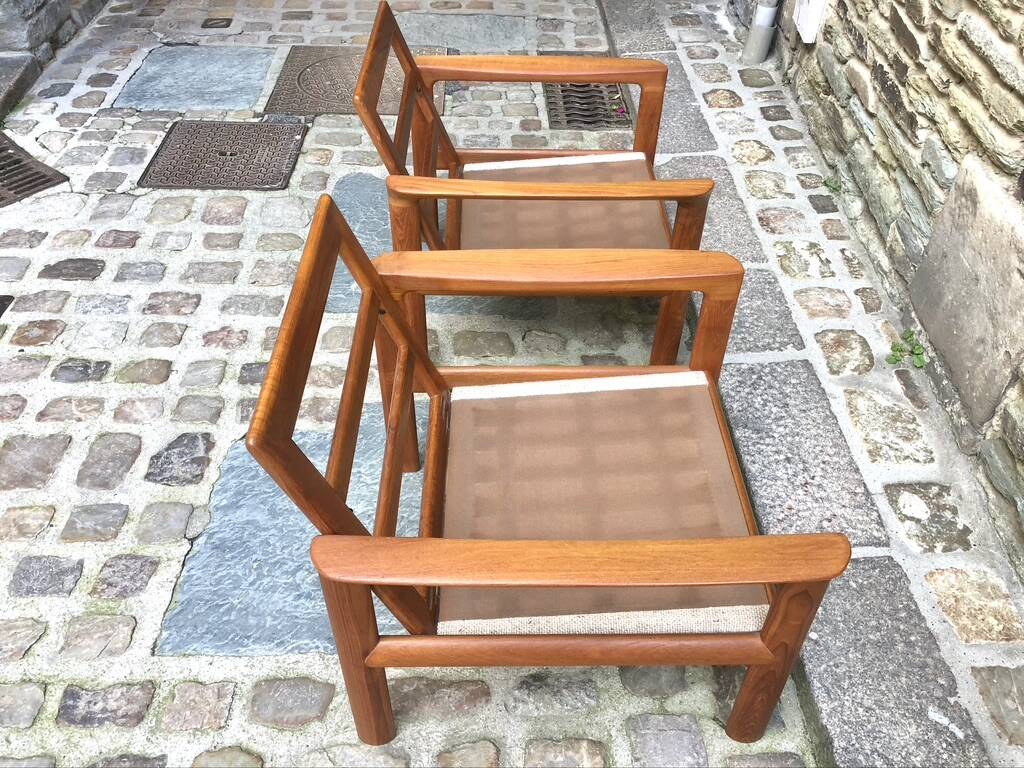 Pair of Danish armchairs 1970