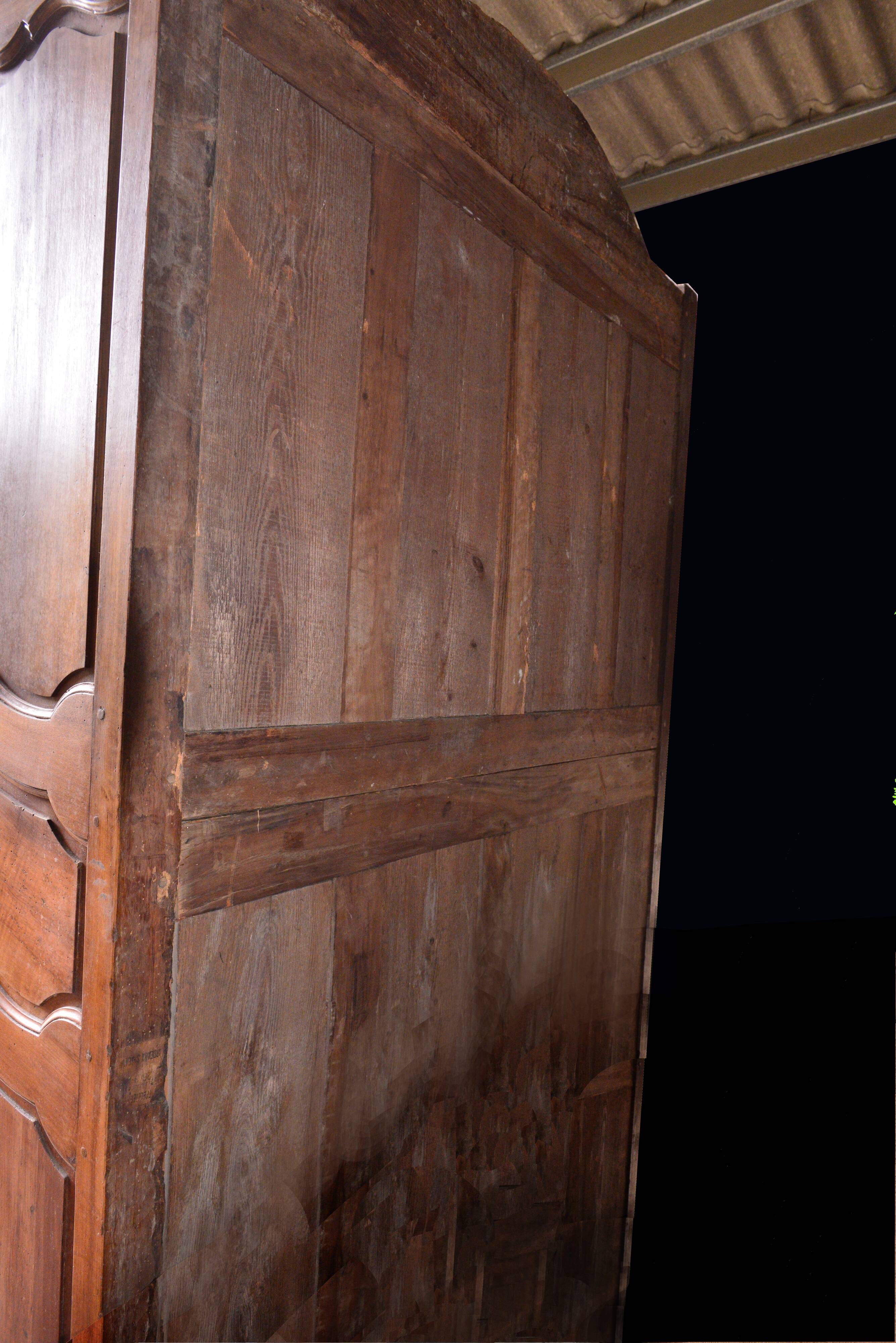 18th Century Provençal Wedding Armoire in Walnut