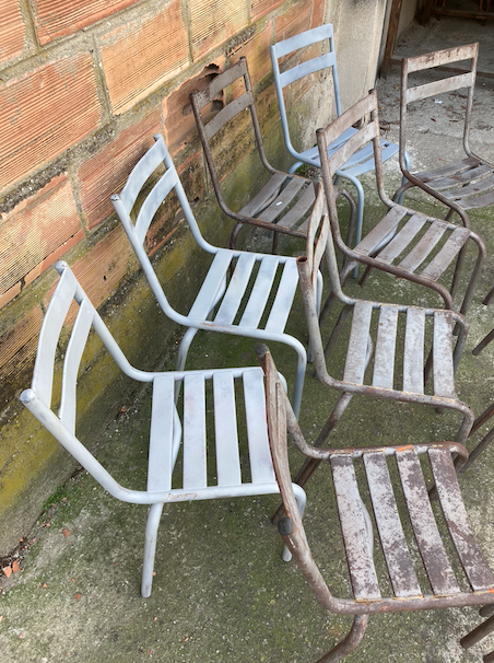 14 metal bistro chairs