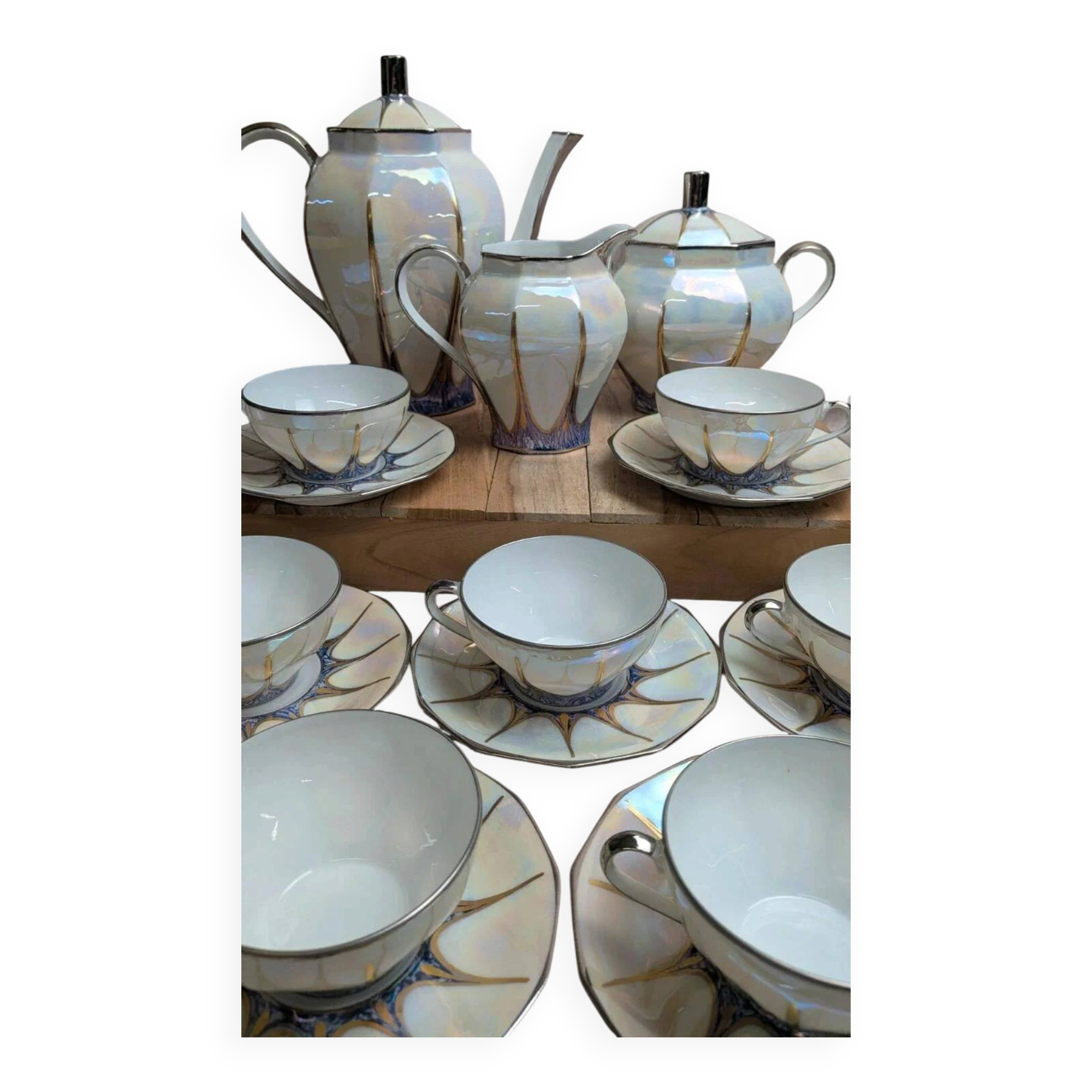 Art Deco coffee service Limoges Unique signed Pailles – 27 pieces in iridescent porcelain