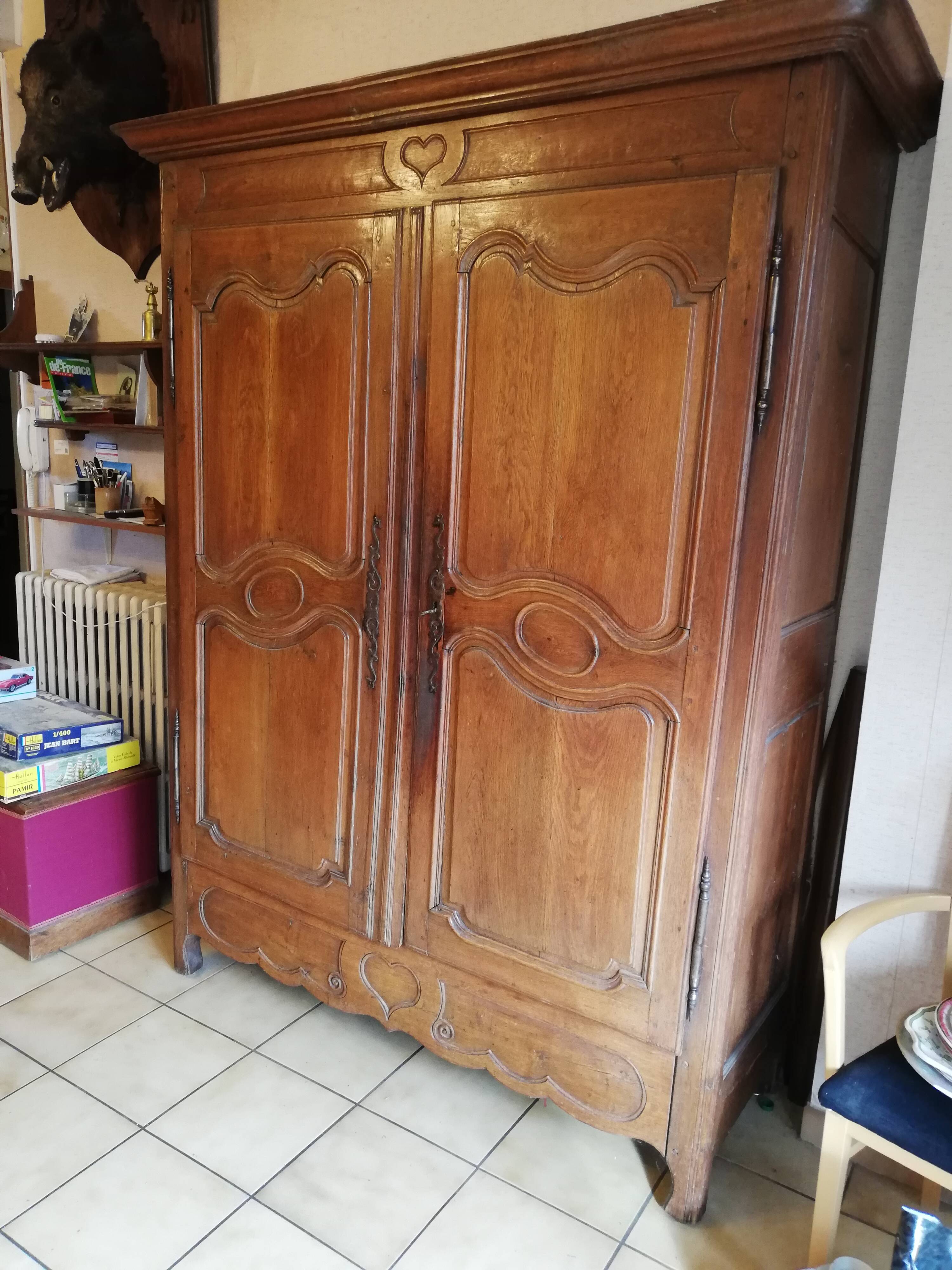 Armoire ancienne