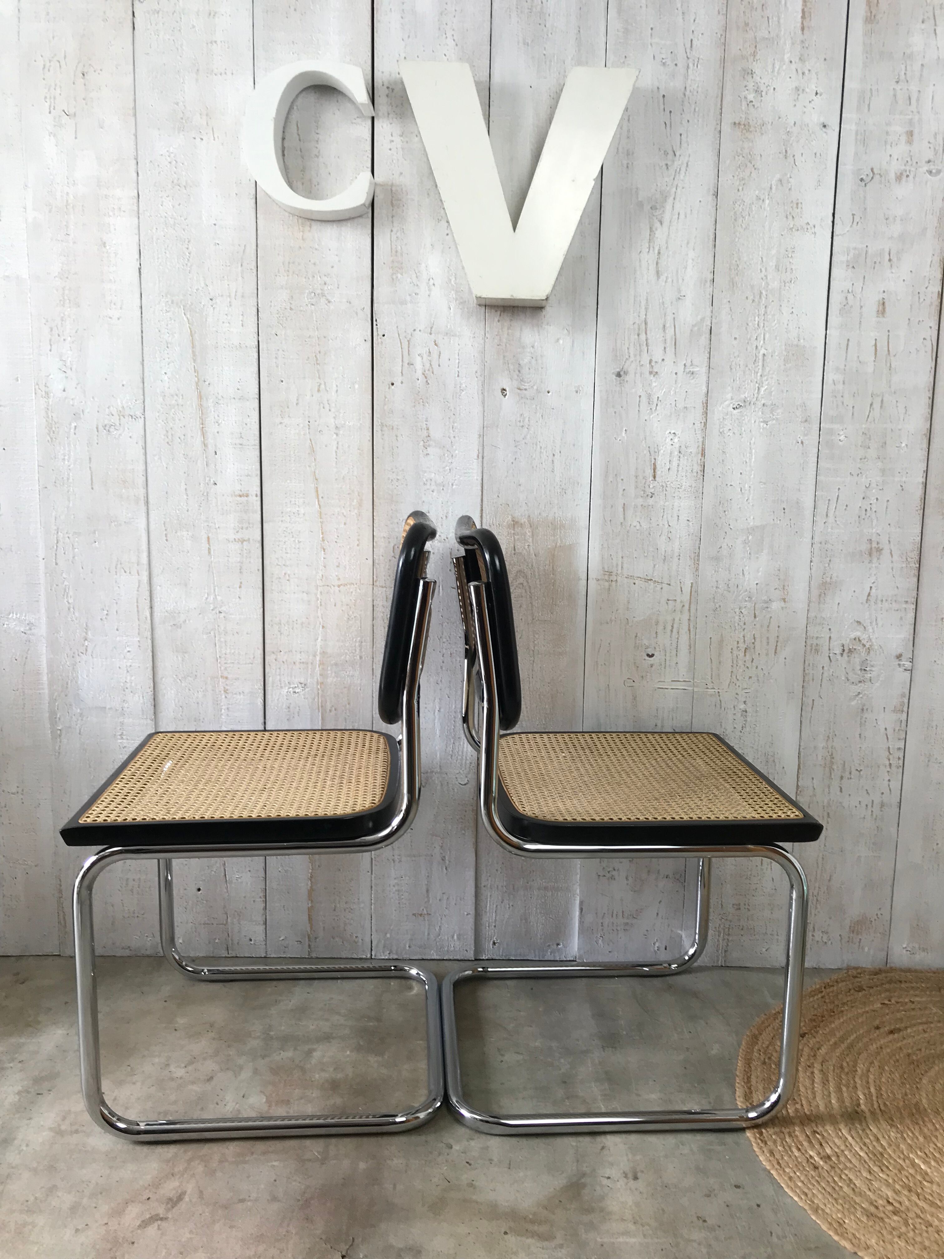 Pair of chairs B32 Breuer