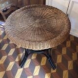 Rattan table