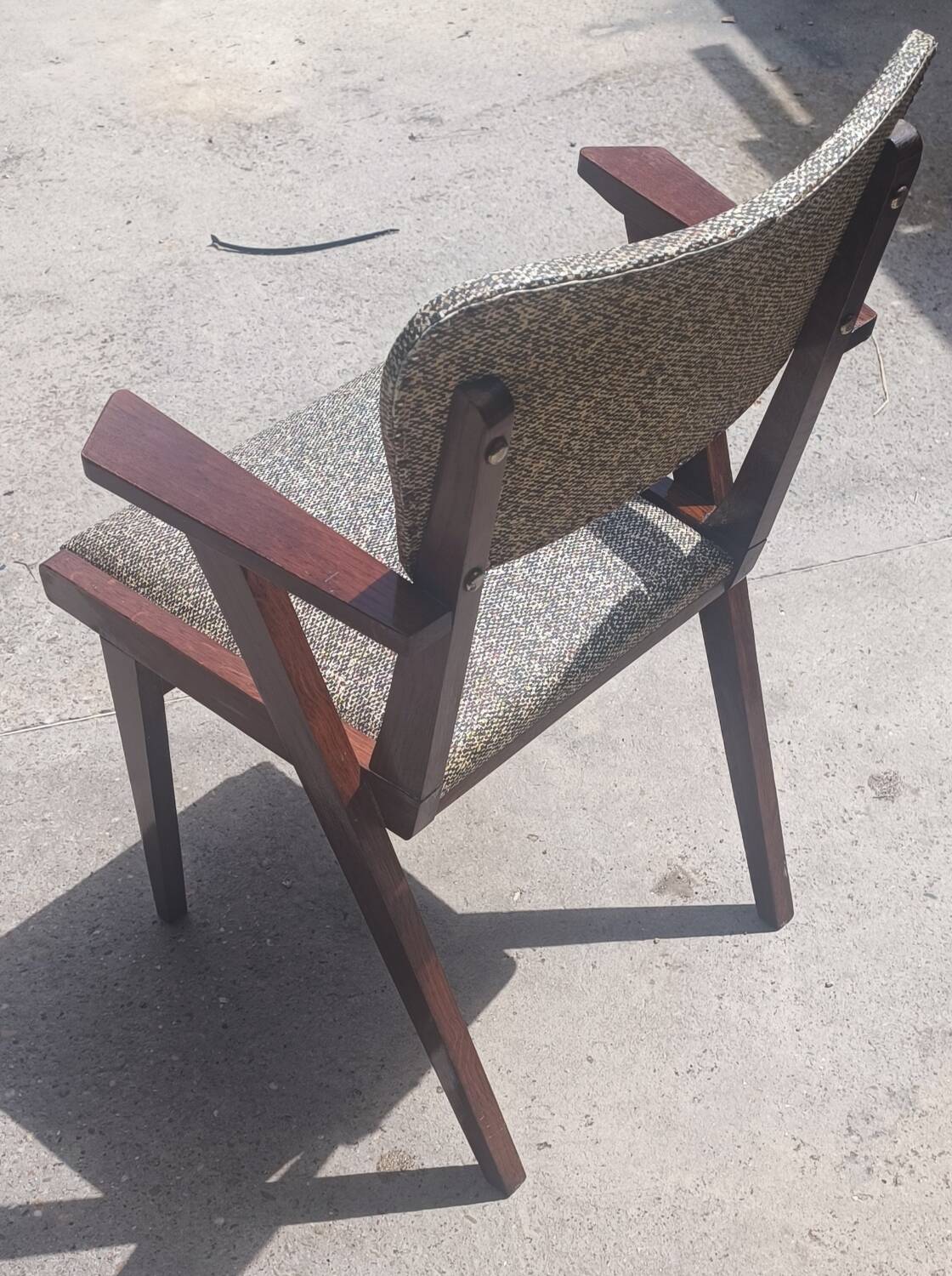 Desk chair