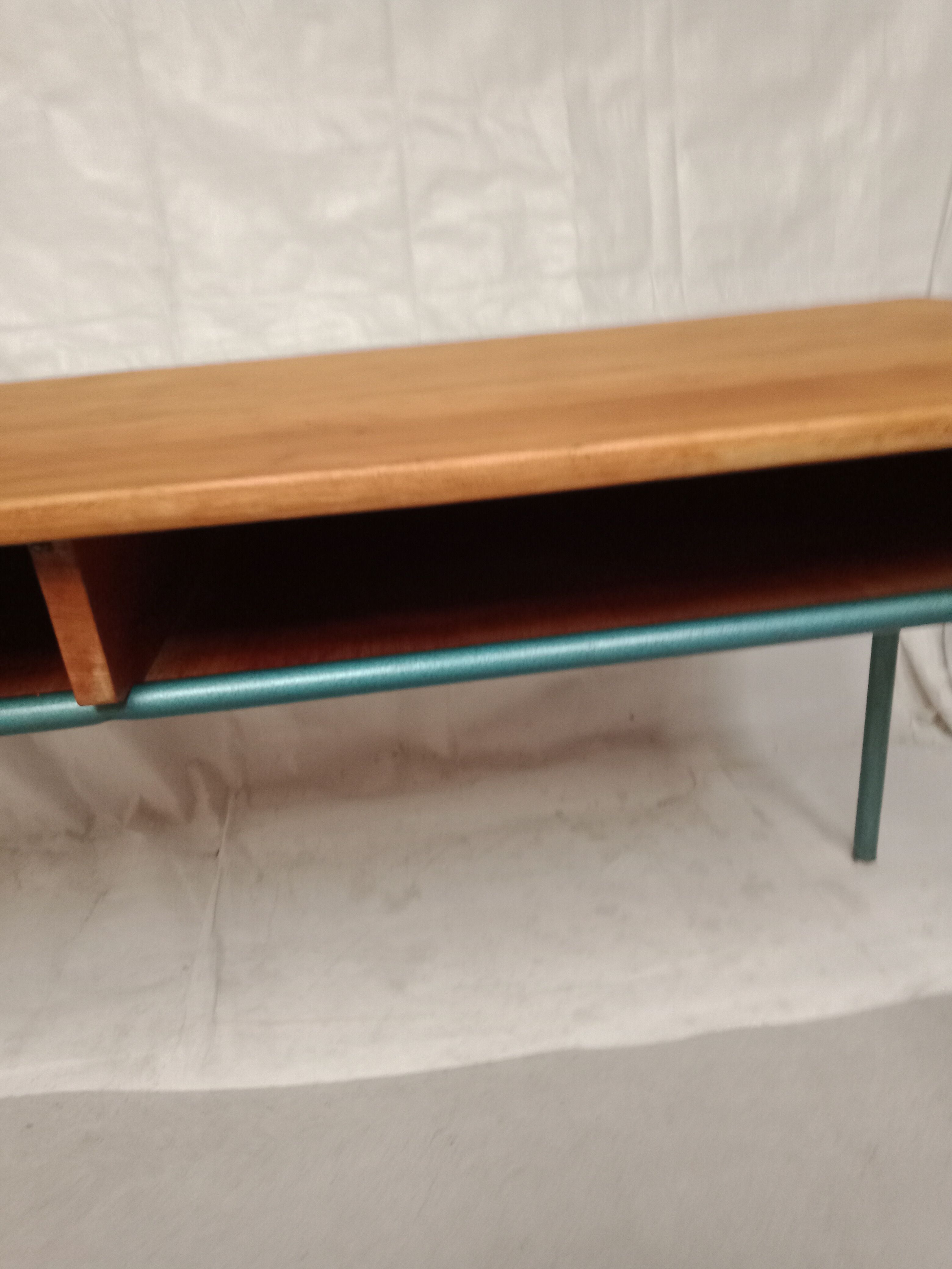 School desk table