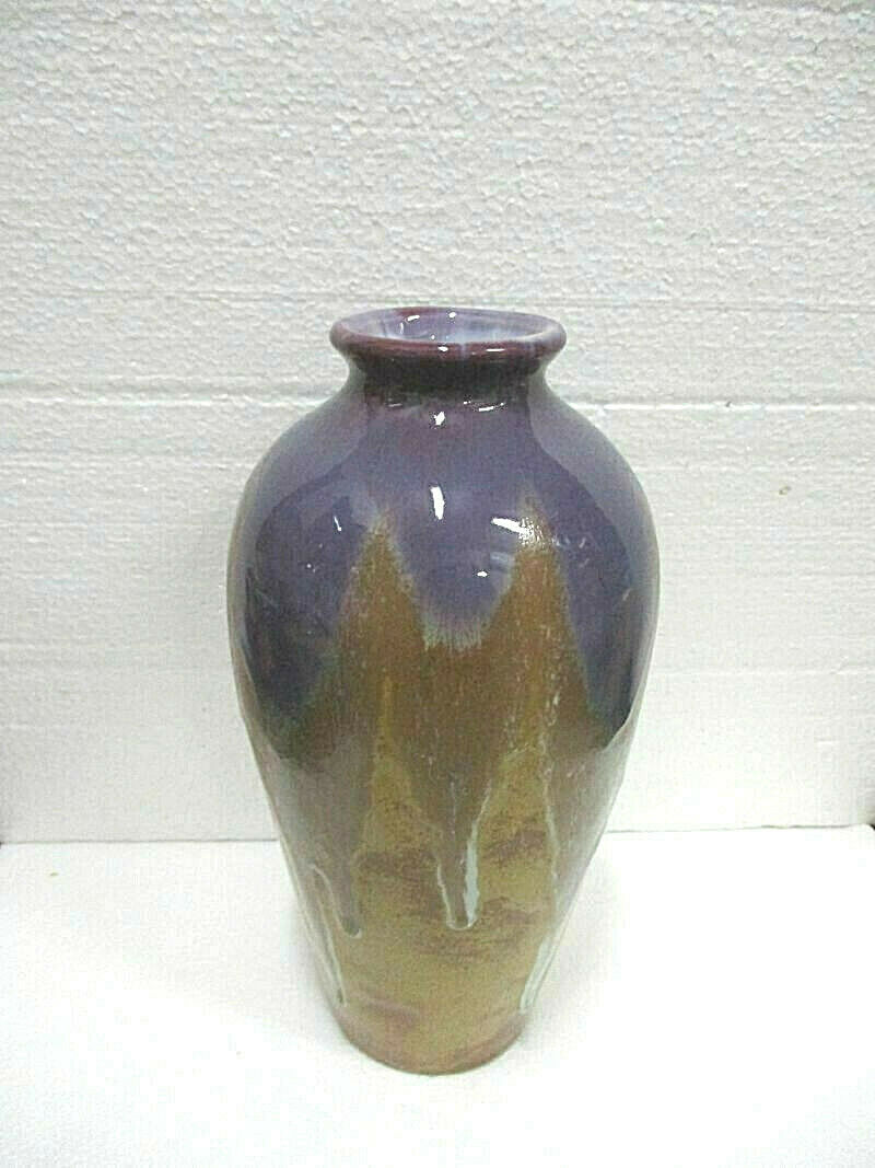 Enamelled sandstone ovoid vase