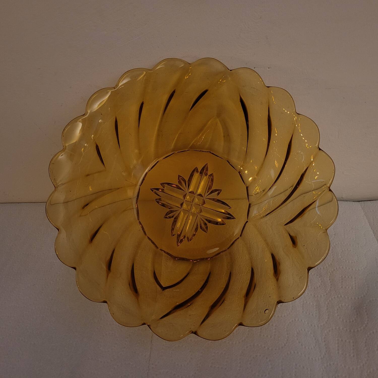 Saladier verre ambré 70's