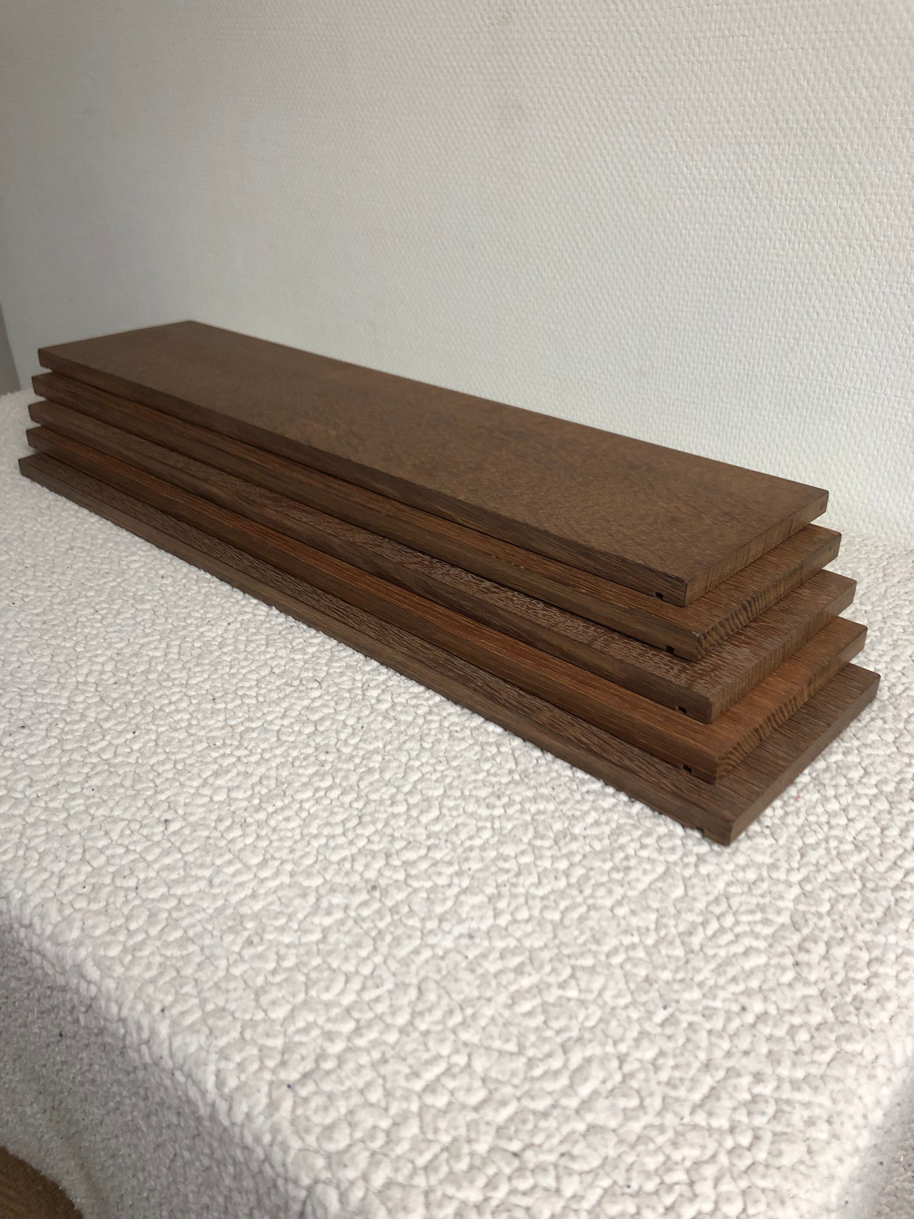 Wall shelf