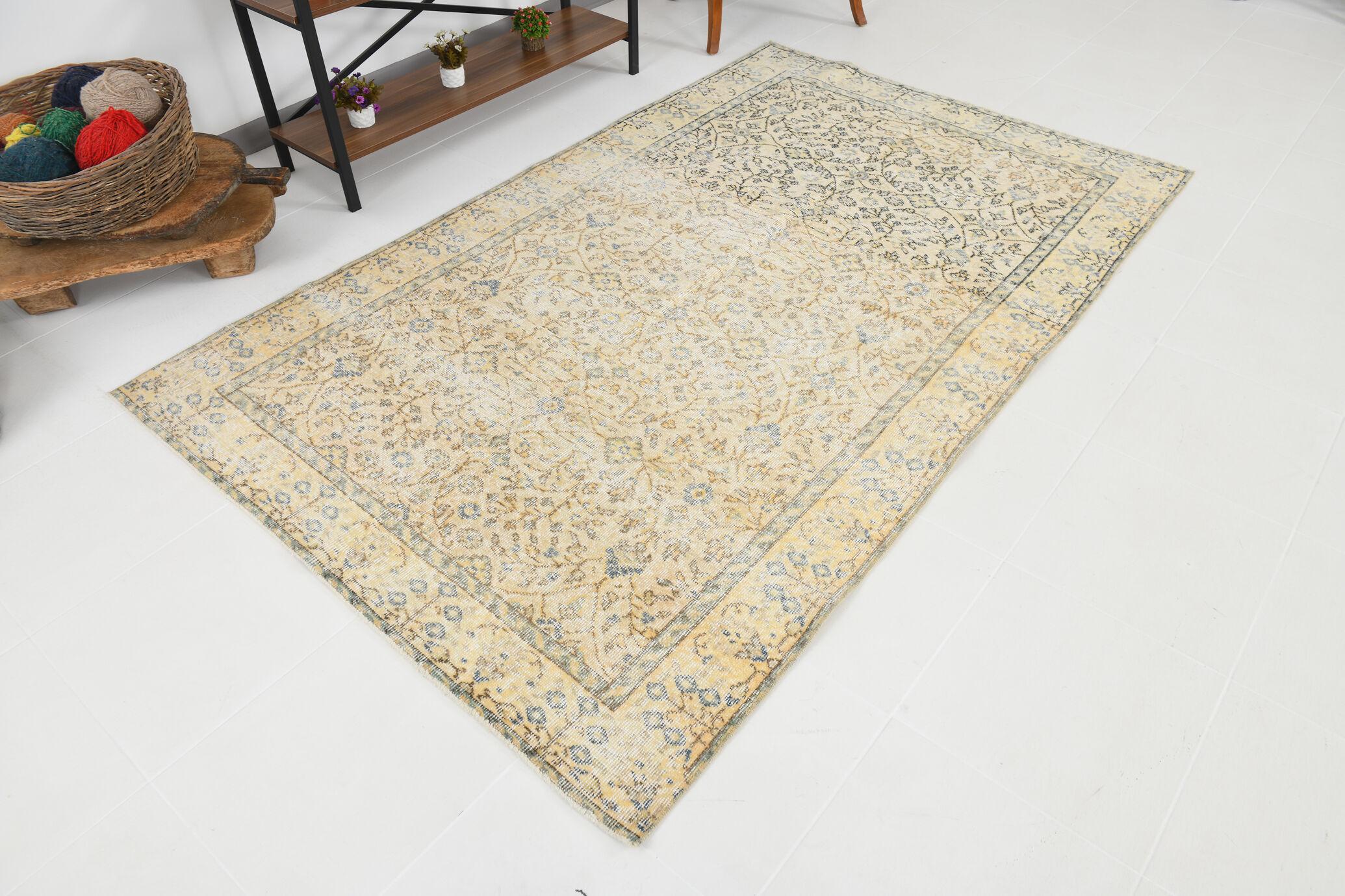 5x8 beige yellow tones turkish rug 247x152cm