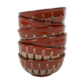 Enamelled ceramic bowls