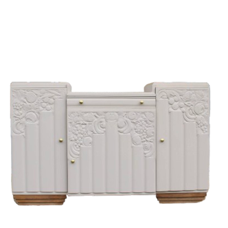 Vintage Art Deco Sideboard – Carved Elegance and Timeless Charm