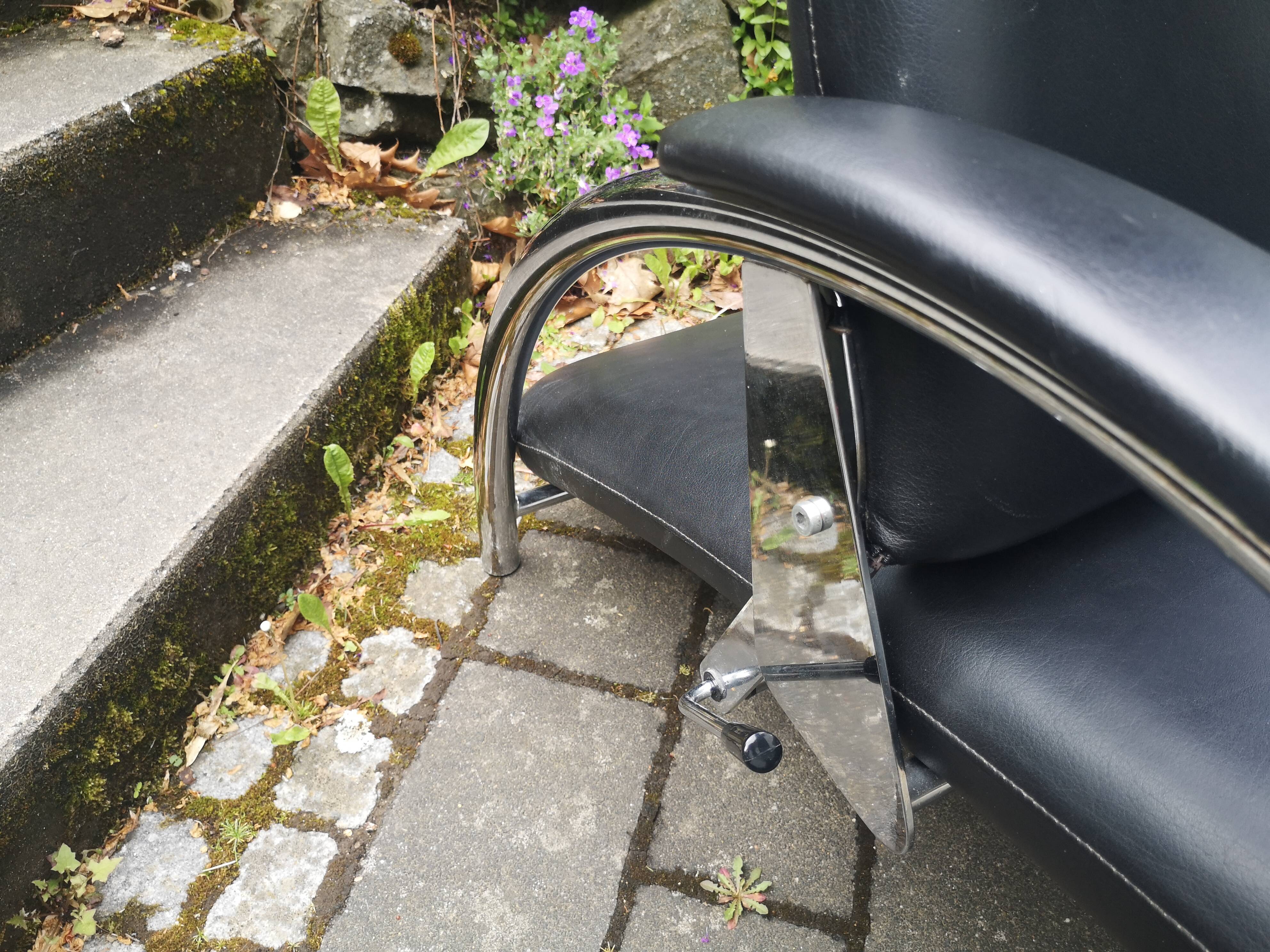 relaxing armchair "Optima" by Ingmar Relling