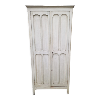 Armoire parisienne