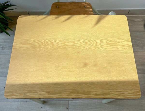 Bureau d’écolier vintage 1960 – Pupitre ancien en bois et métal vert d’eau – Mobilier scolaire rétro – Bureau enfant vintage