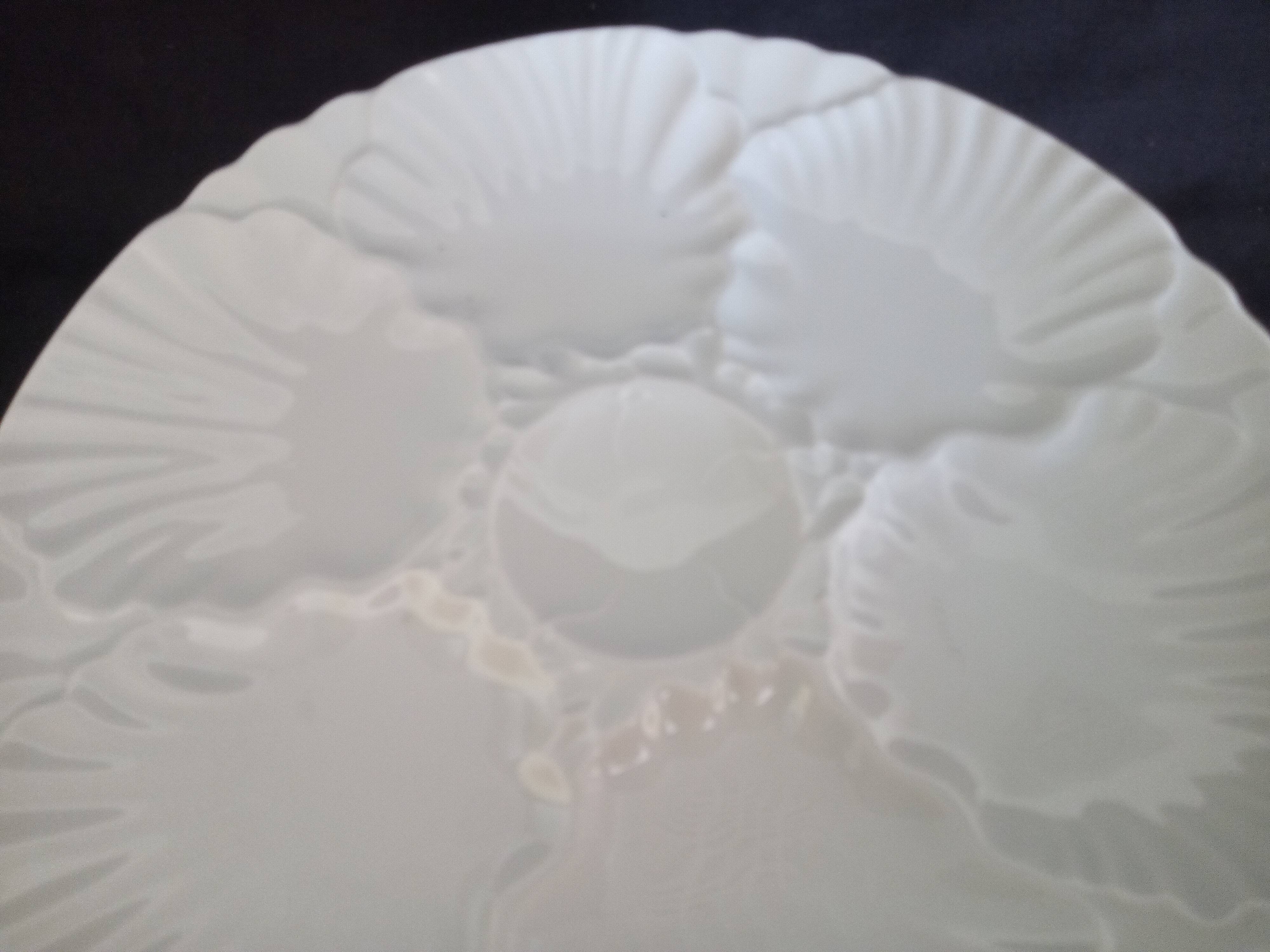 Set of 6 Bareuther Bavaria white porcelain oyster plates