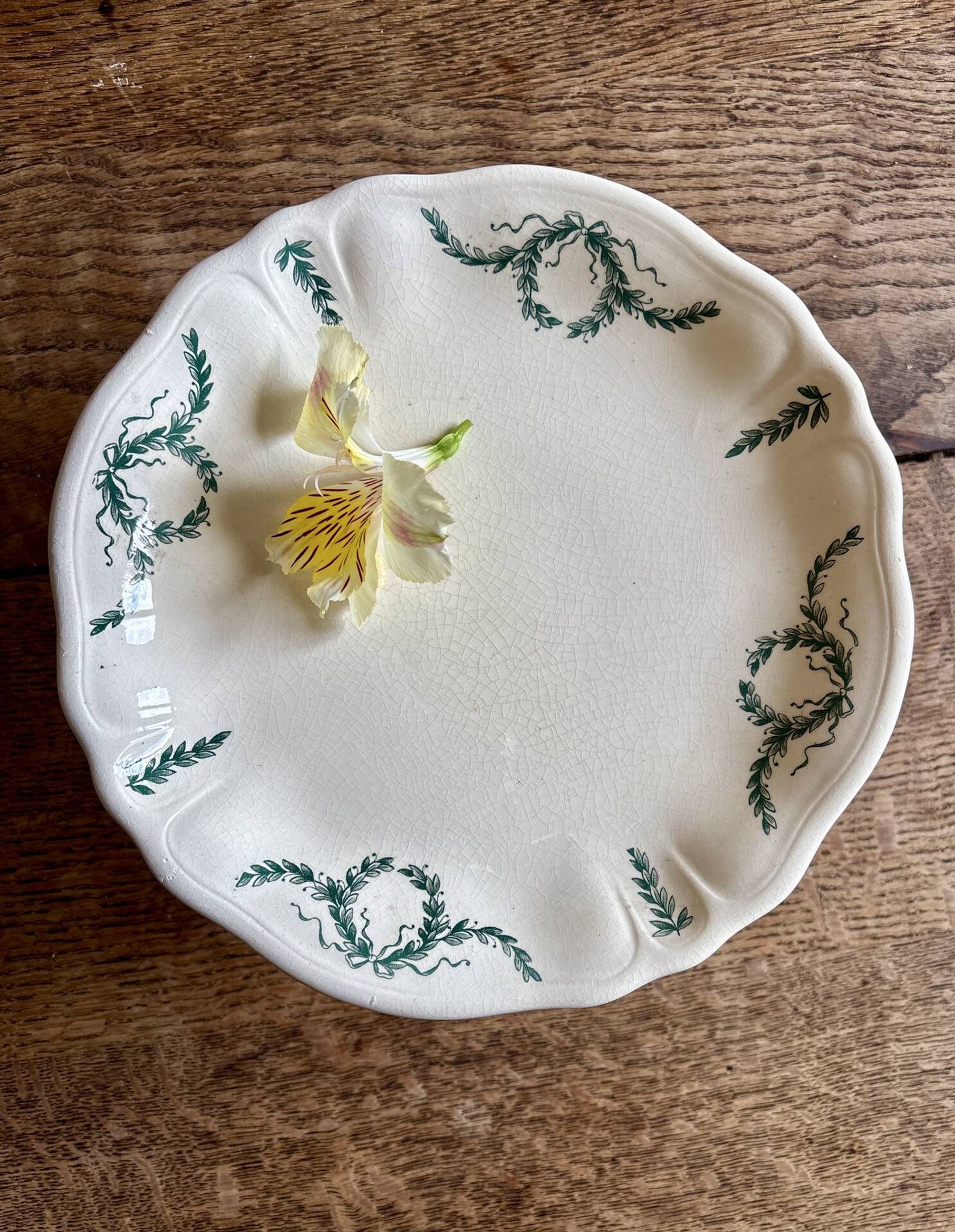 Compote dish or antique footed plate in ironstone - Villey de Longc