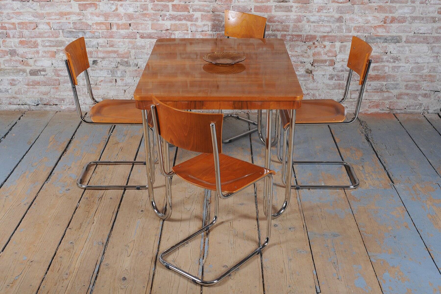 Vintage Bauhaus Chairs in Beech and Chrome, Czech, 1930s, Set of 8