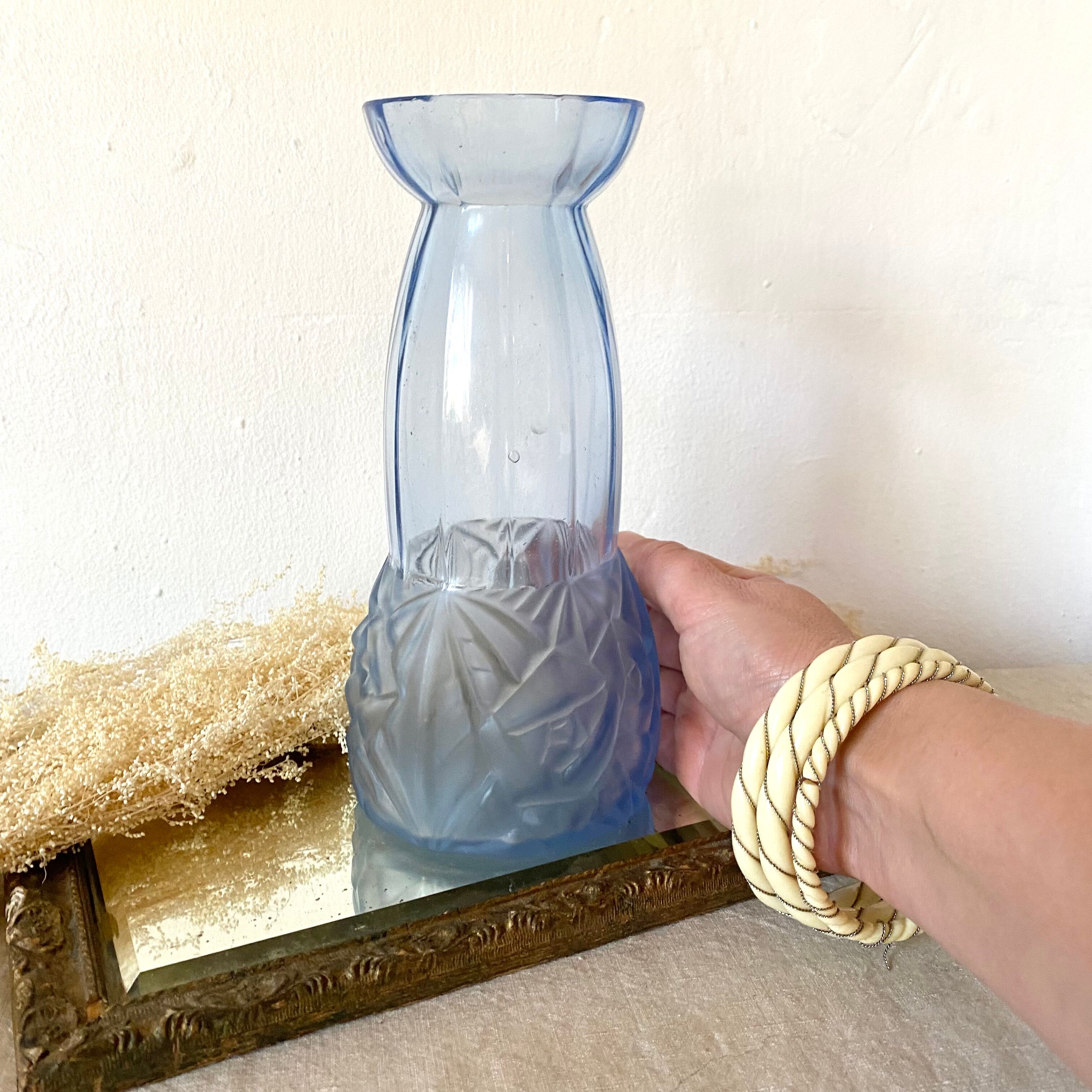 Vase art deco