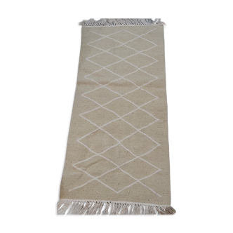 Hand-made beige and white wool rug 65x144cm