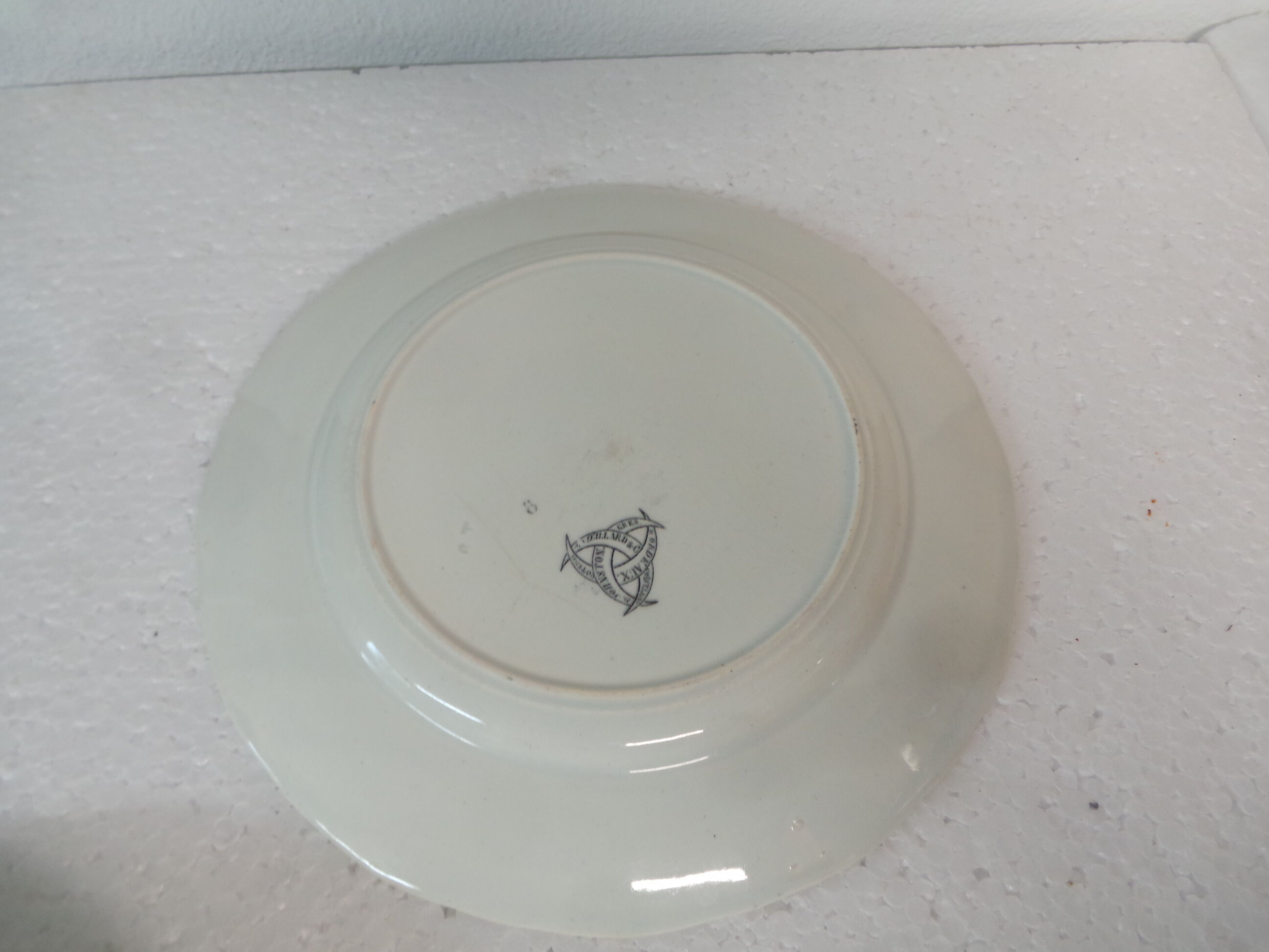 Decorative plate Château Cos d'Estournel Medoc Bordeaux Vieillard