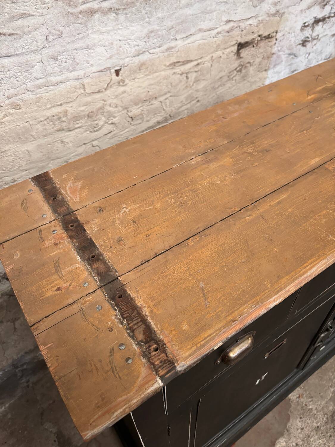 Trade furniture