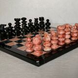 Small chessboard in coral marble and black marble - Italy - Second half of the twentieth century