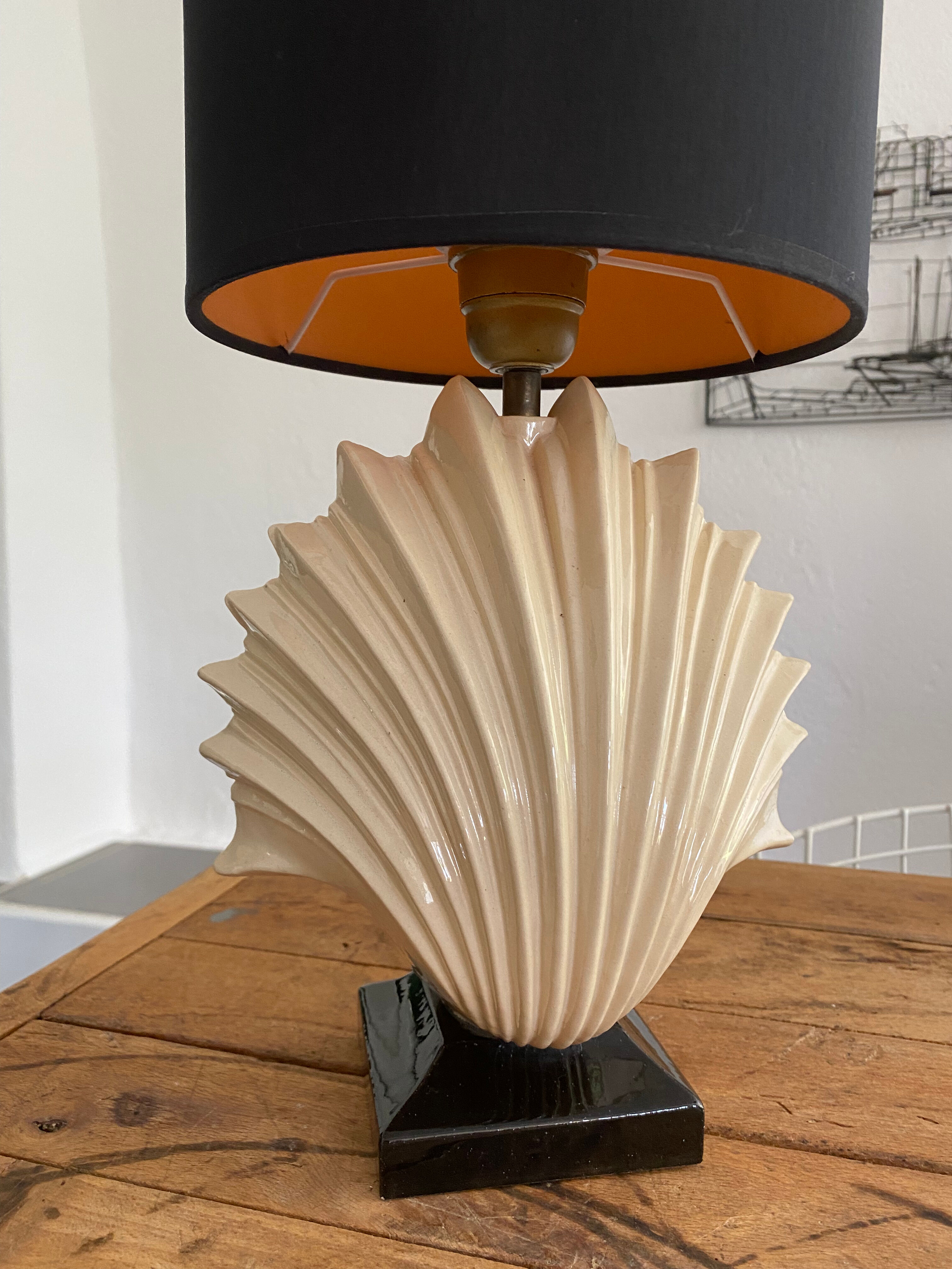 Vintage ceramic shell lamp 80s