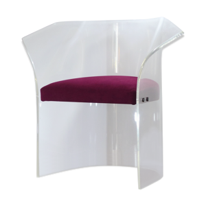 Fauteuil transparent en plexiglass