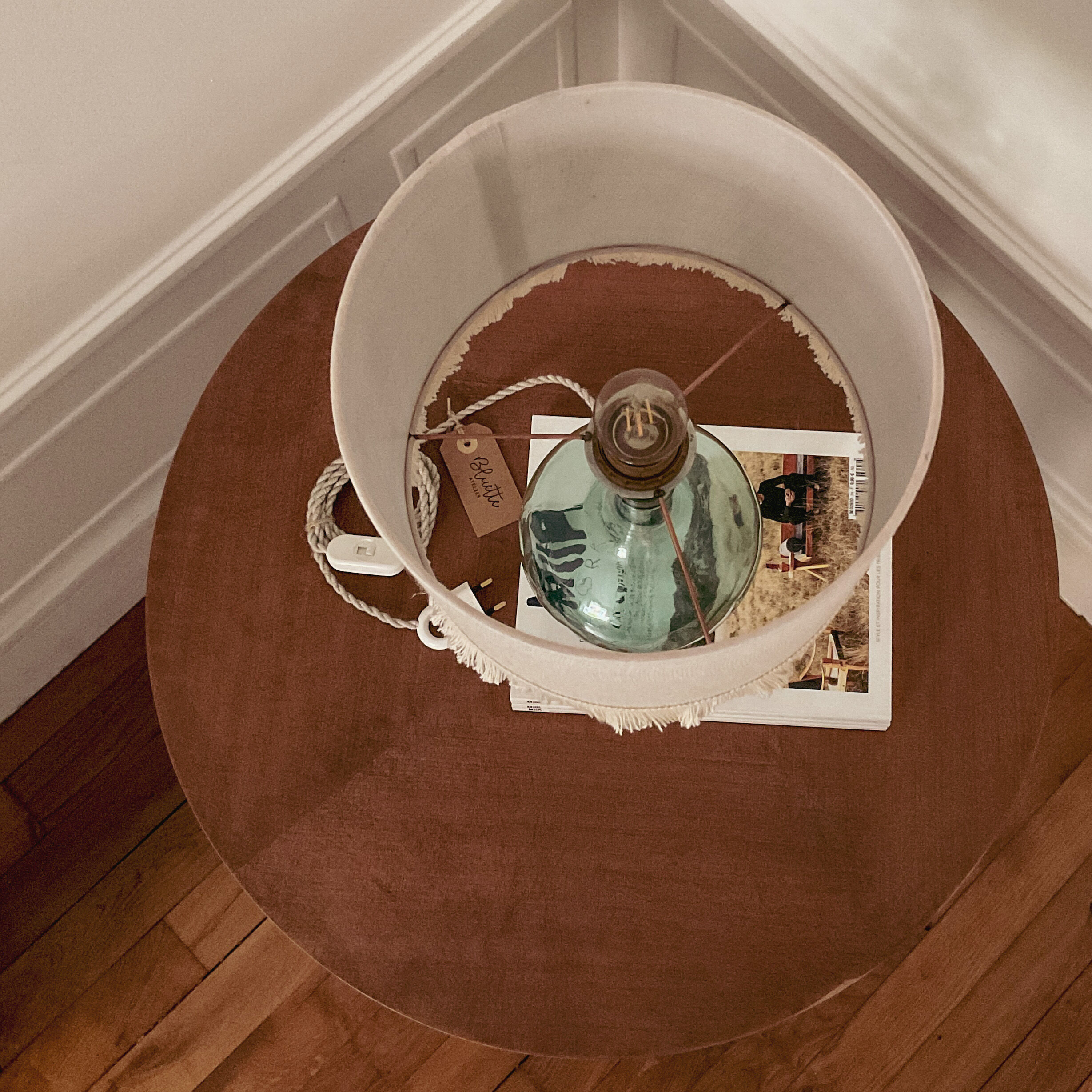 Jeanne lady lamp and ecru jute