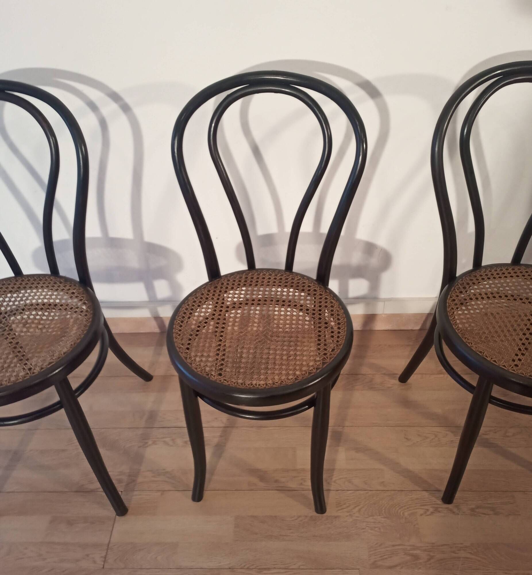Chaises de salle à manger en hêtre courbé dans le style de Thonet, Italie, lot de 4