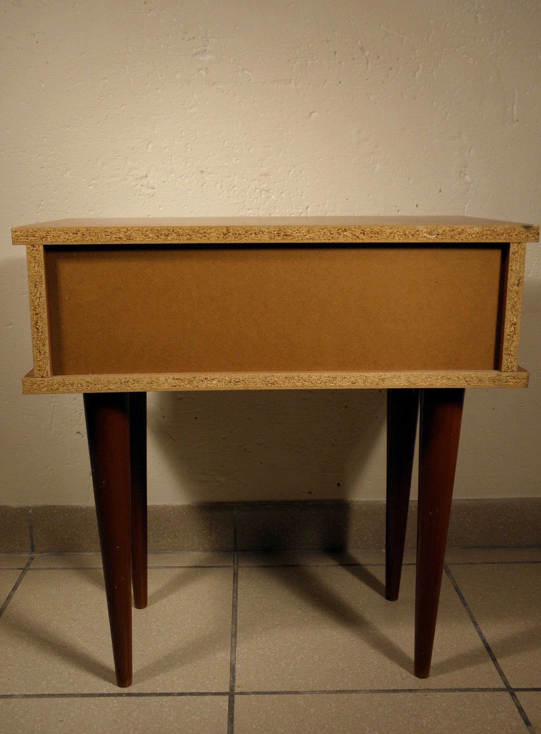 Bedside feet spindles 1970