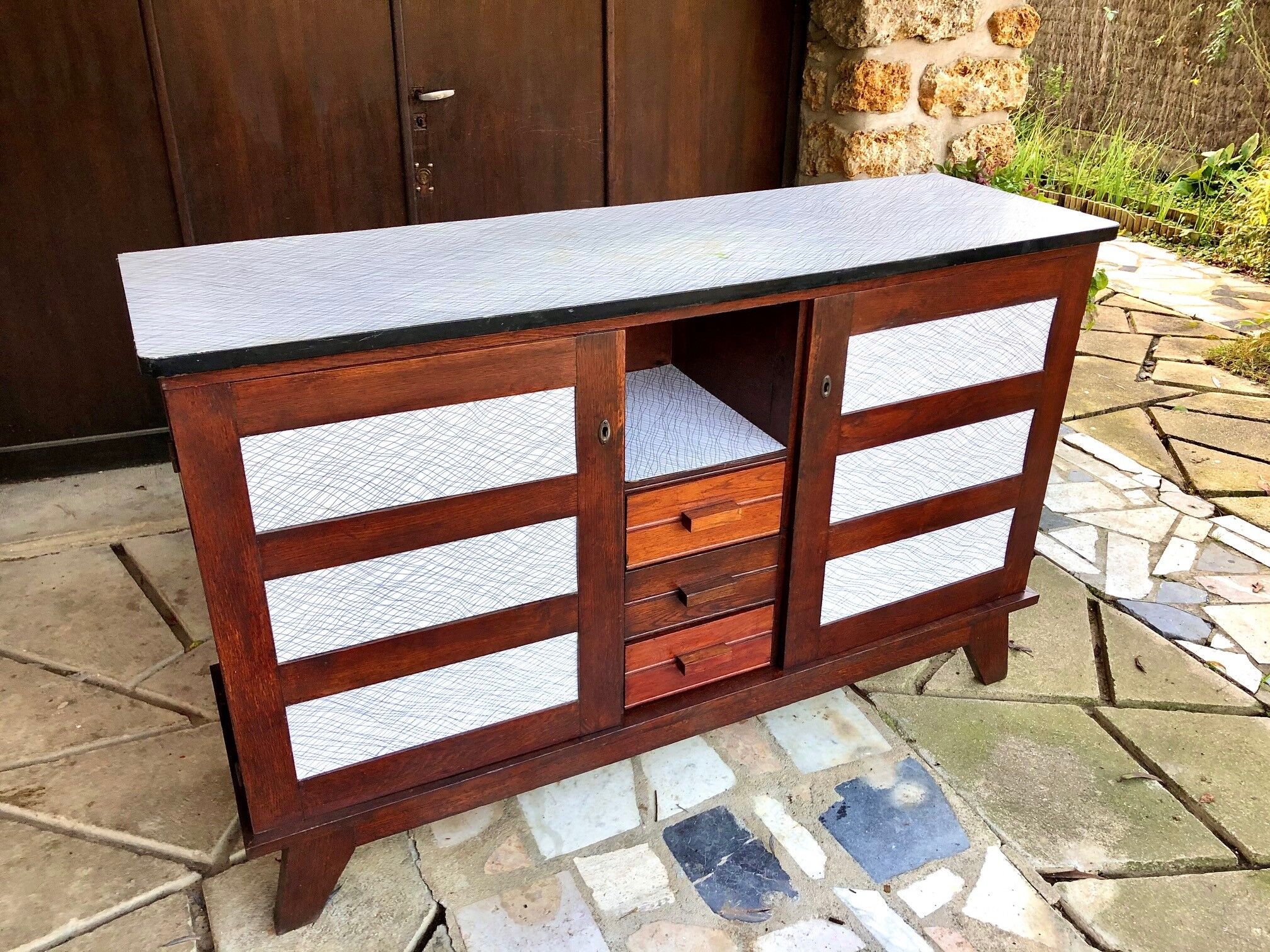 Modernist buffet "Reconstruction" of 1945 by René Gabriel: furniture of disaster victims