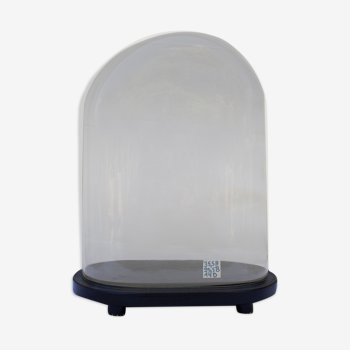 Vieille globe en verre ovale 35,5 cm haute pied noir