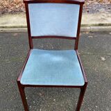 8 chaises scandinaves en teck massif et velours bleu des années 1960