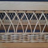 Lit bébé corbeille vintage bois et rotin restauré