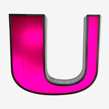 Vintage letter LED "U"
