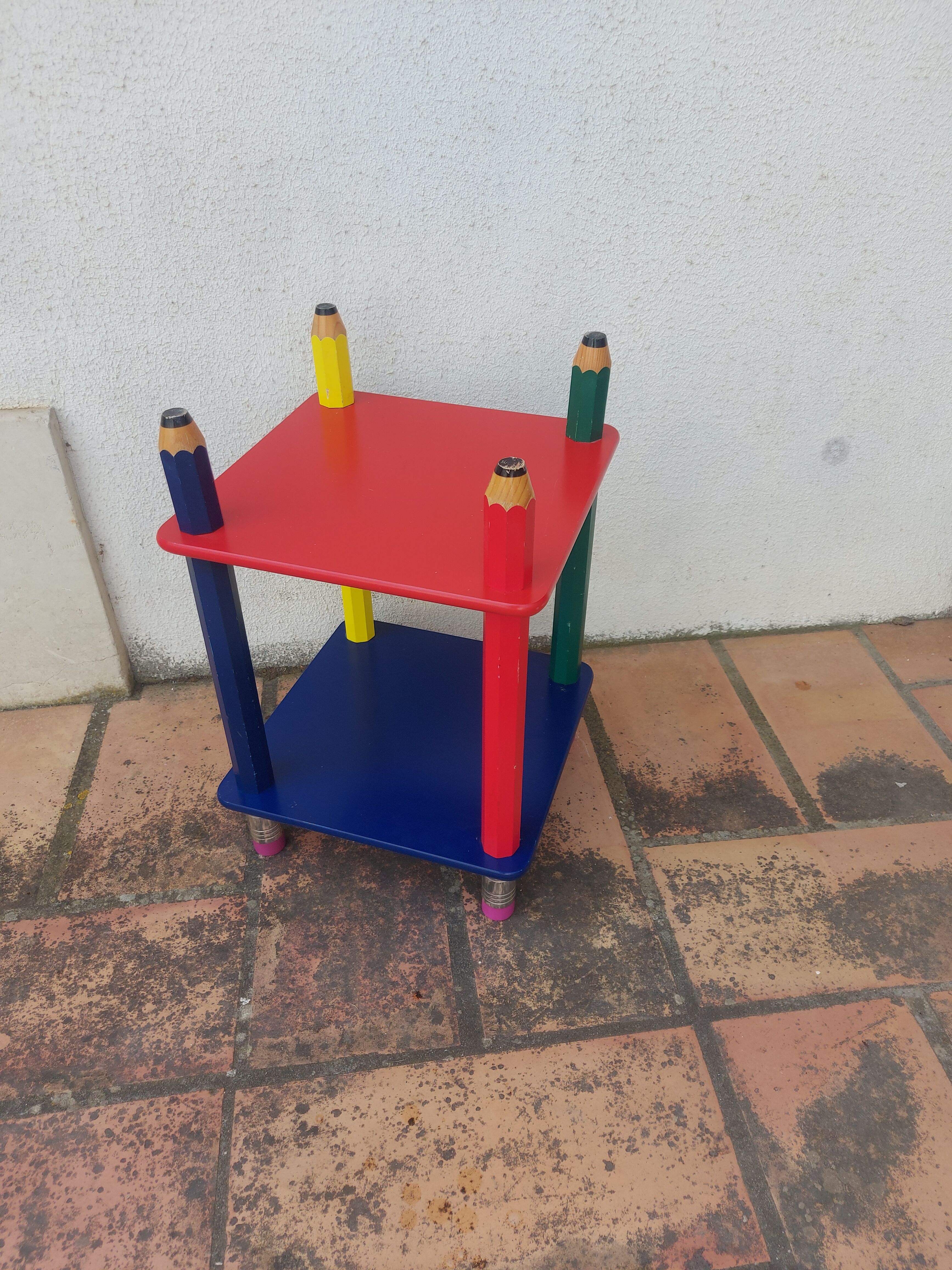 Pencil coffee table, design Pierre Sala