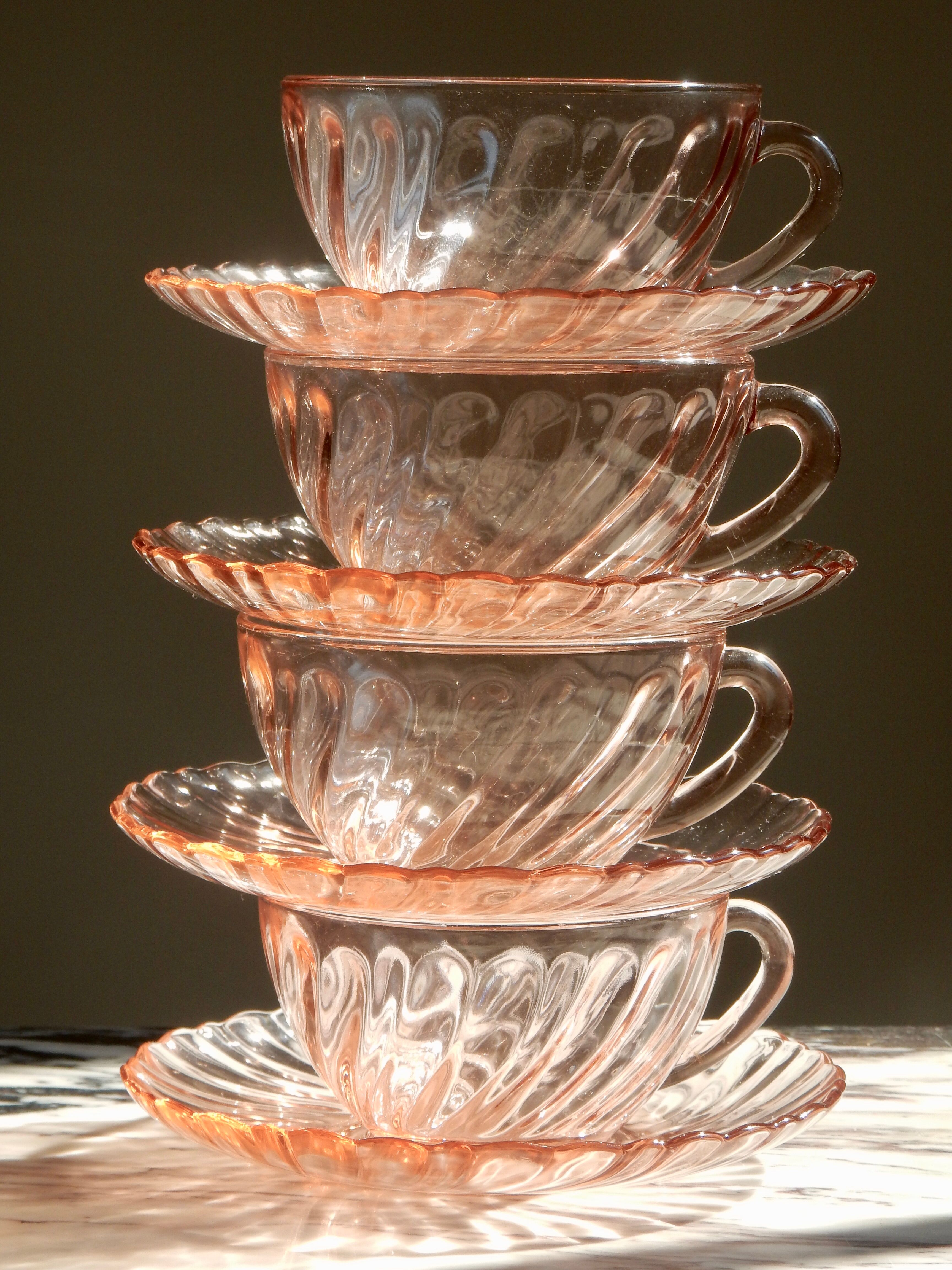 4 coffee cups Arcoroc model Rosaline pink depression made in France