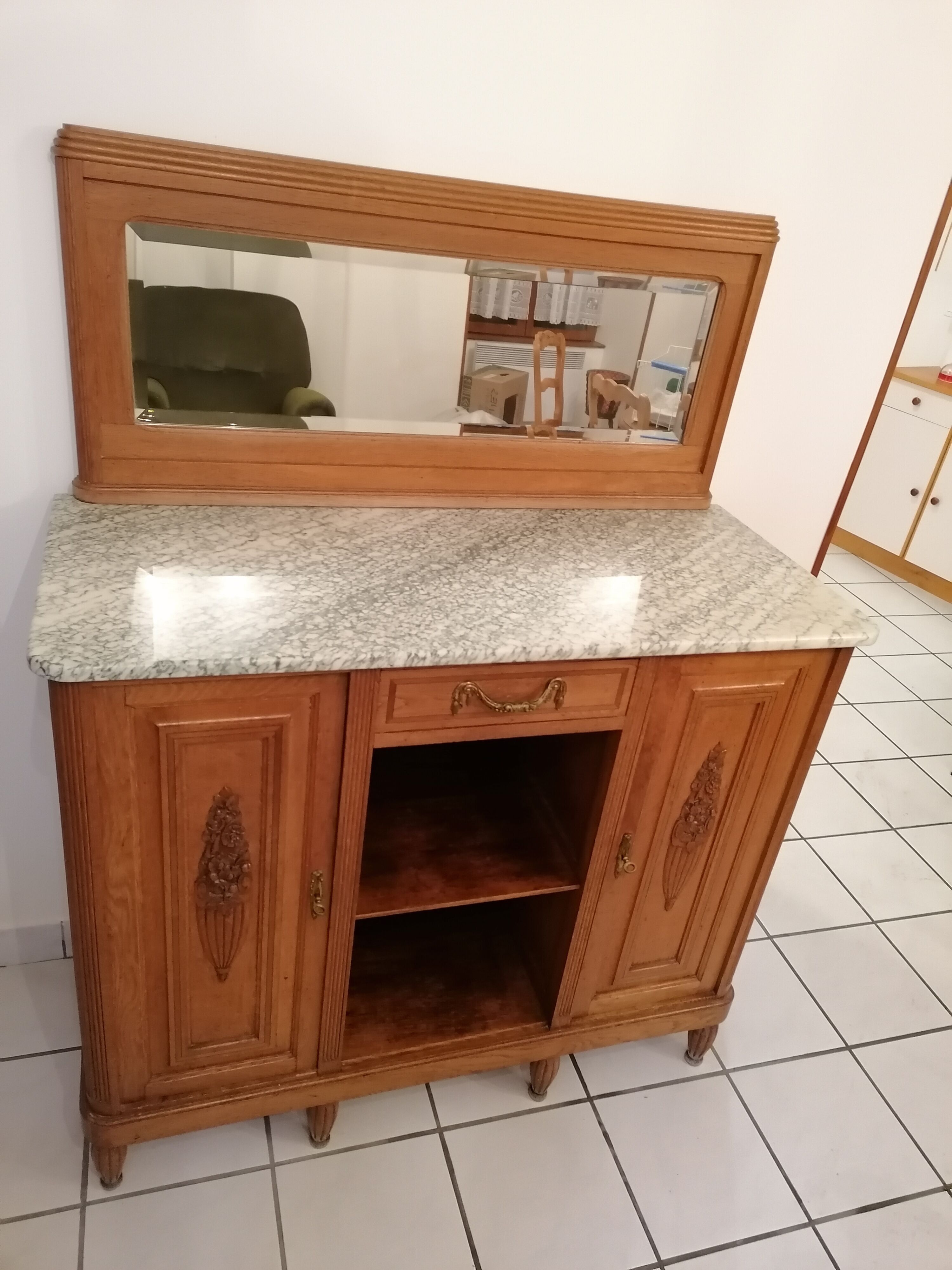 Low sideboard with mirror