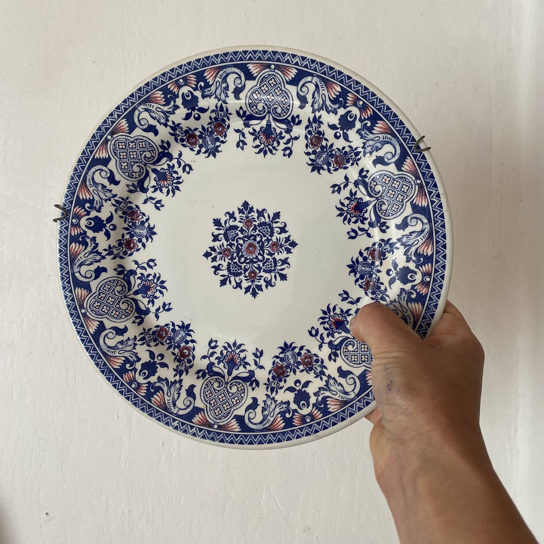 Flat plates Gien Renaissance, wall decoration