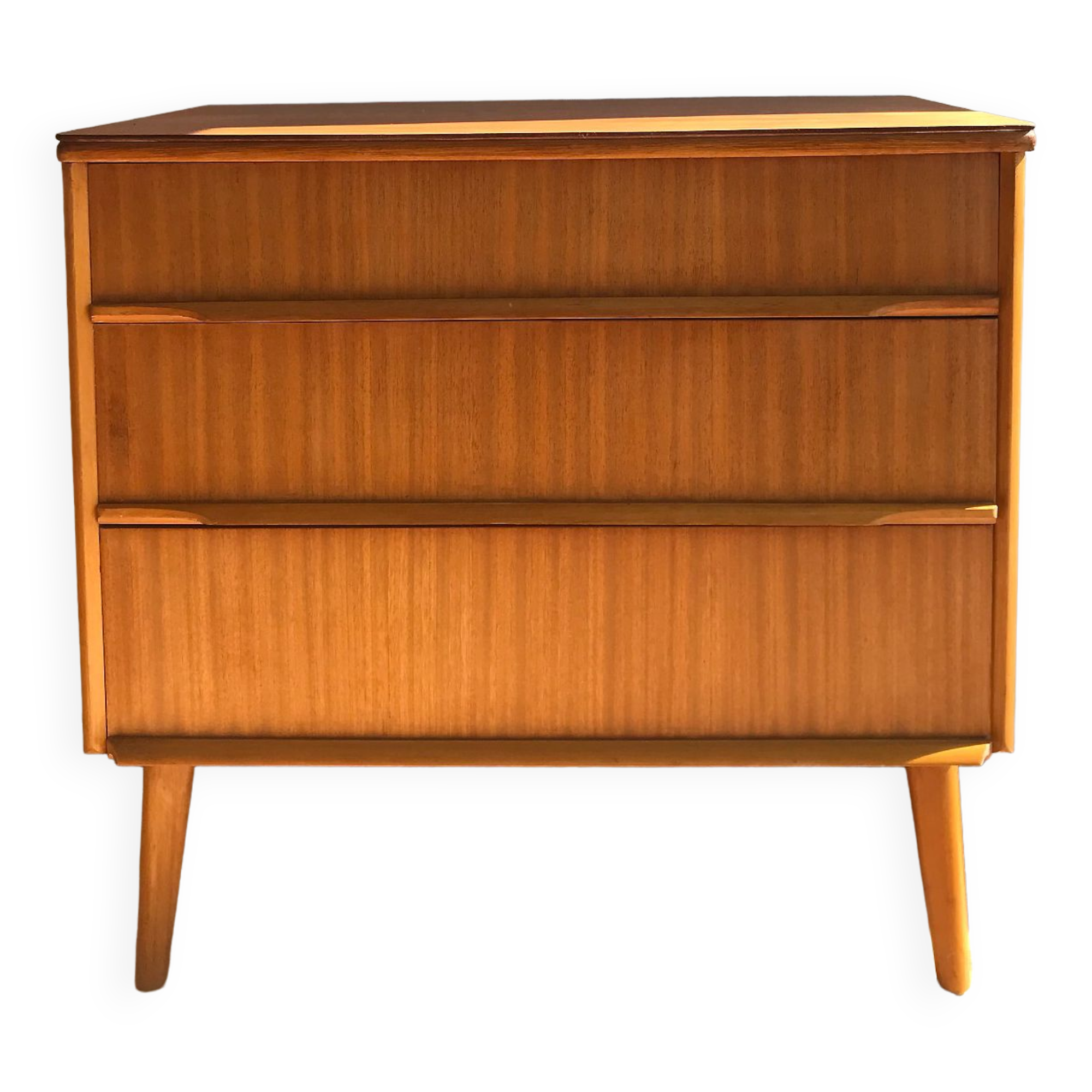 Compass feet chest of drawers from the 1960s