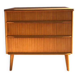 Compass feet chest of drawers from the 1960s