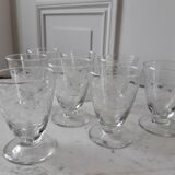 Lot of 8 crystal digestive glasses engraved 30s