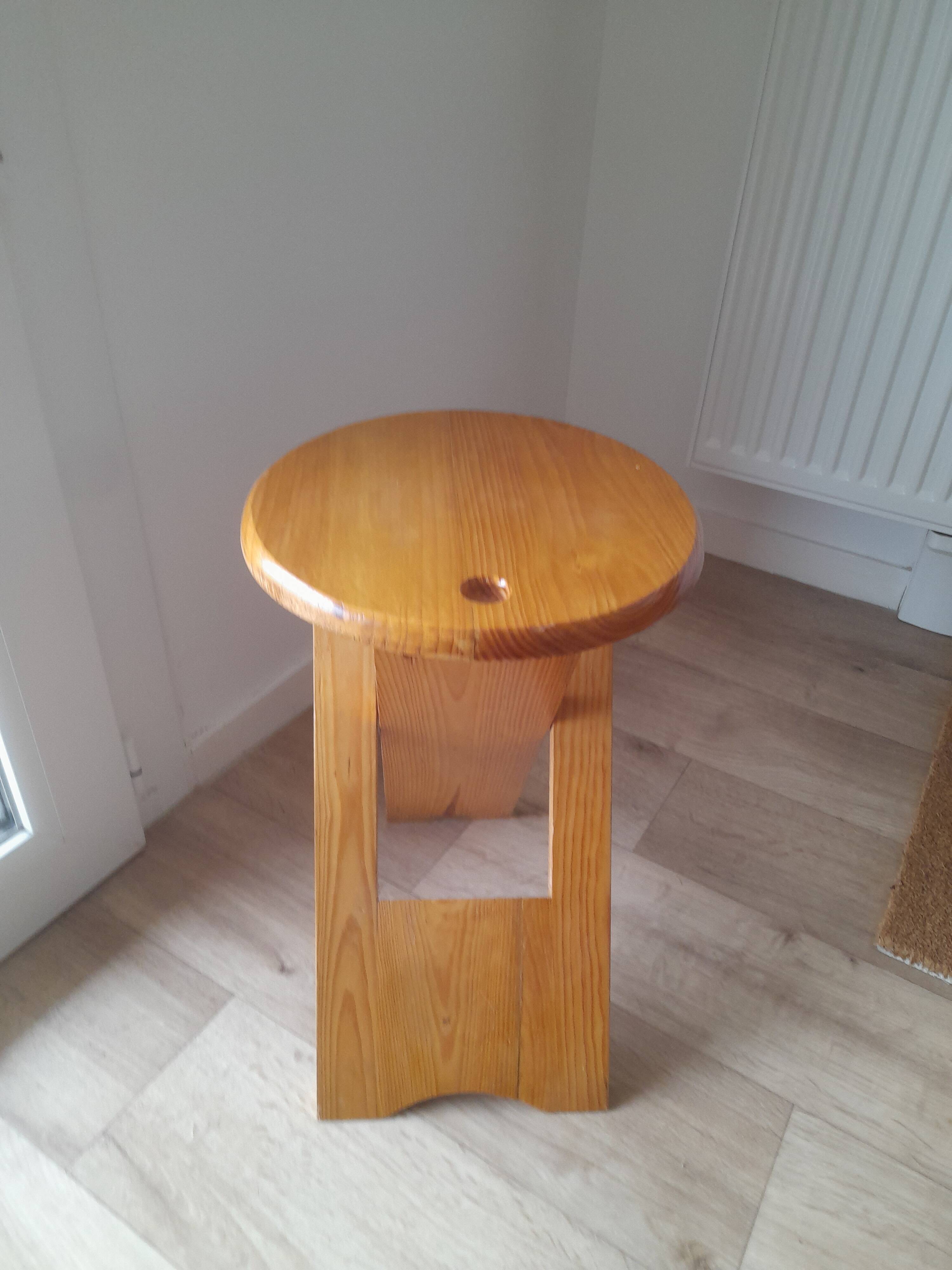 Folding wooden stool by Roger Tallon from the 1970s.