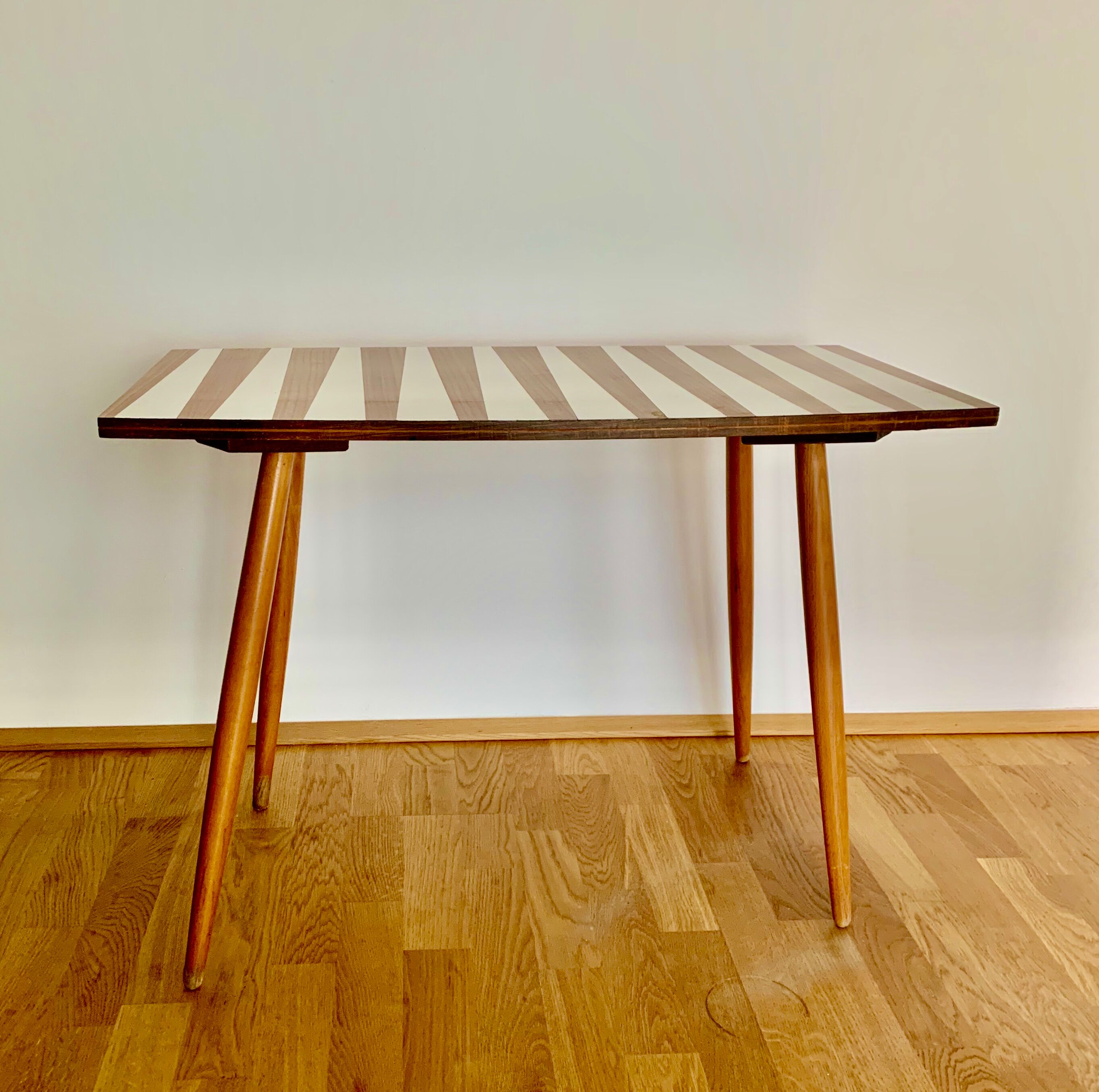 Czech Multicolored formica coffee table from Drevopodnik Brno, 1960