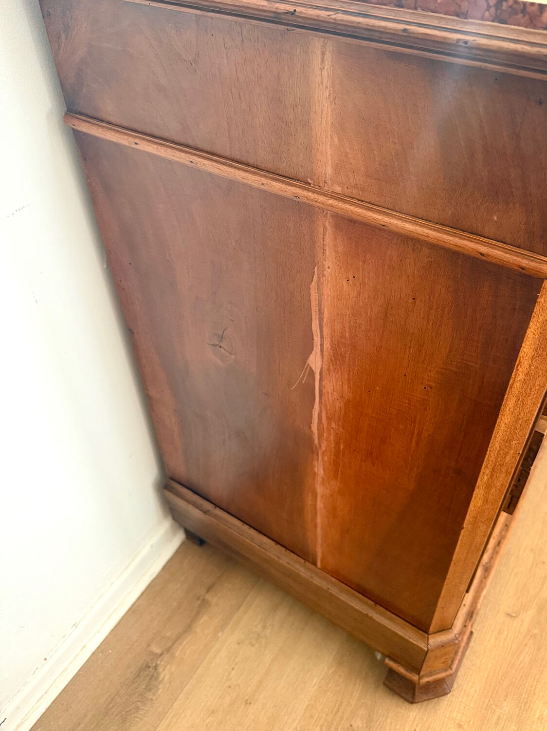 Louis-Philippe walnut commode with marble top and pediment mirror –