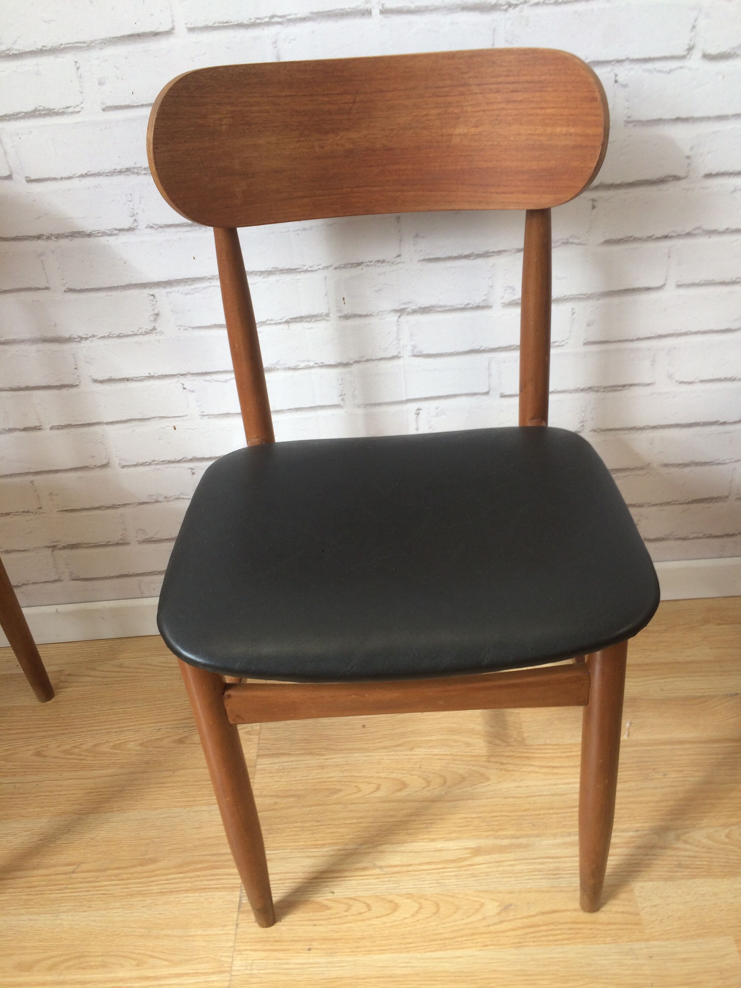 Lot de 4 chaises scandinaves