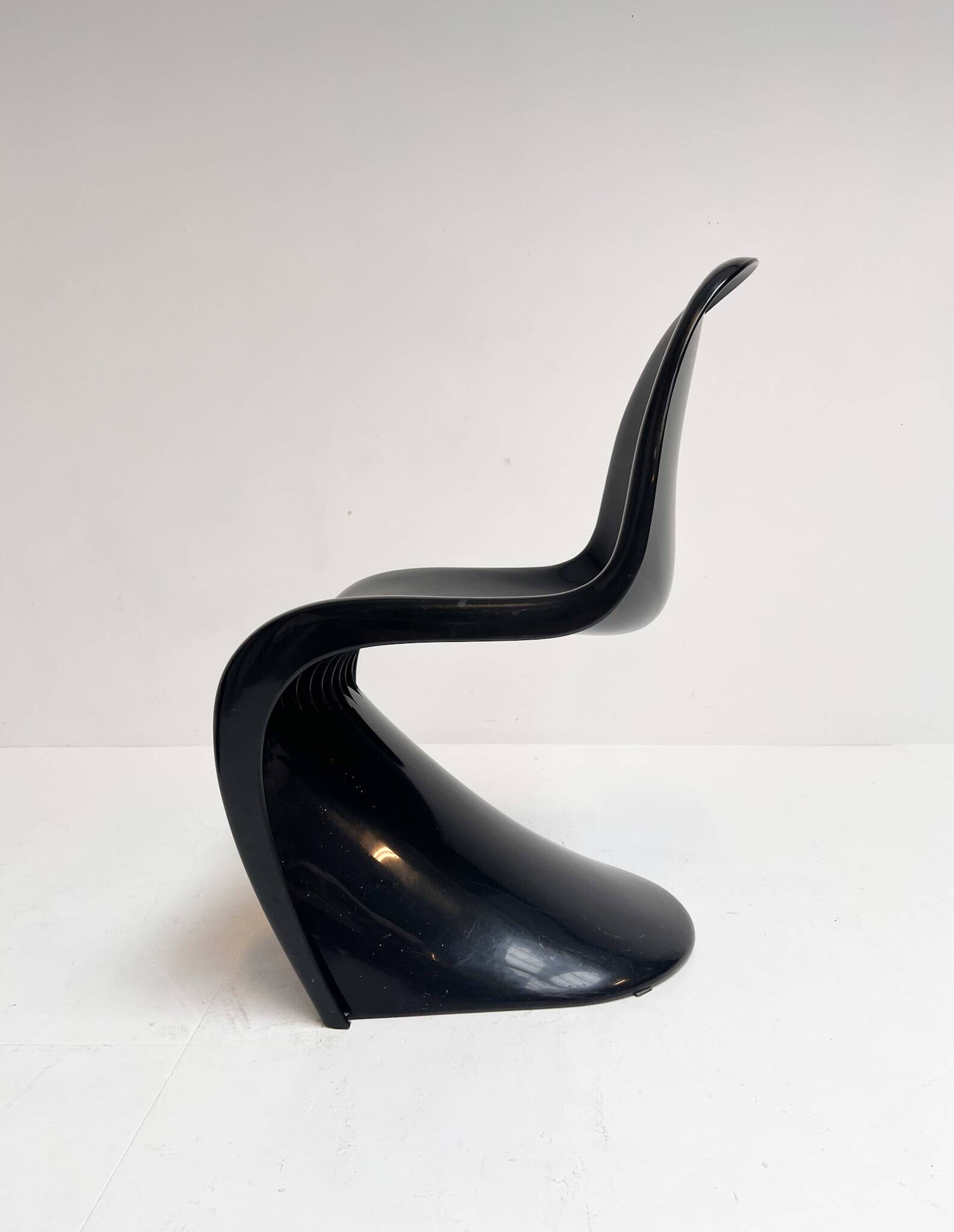 Set of 2 Herman Miller chairs by Verner Panton, 1970's