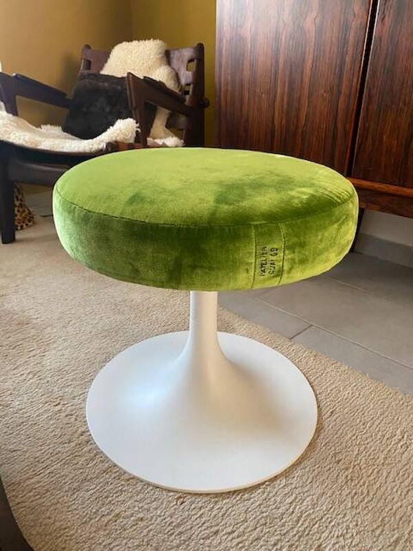 Tabouret pied tulipe vintage